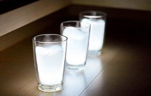 Lampka stojąca MILK LIGHT