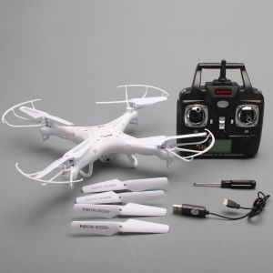 Quadrocopter dron SYMA X5C 4CH z kamerą HD