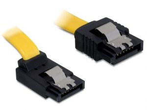 KABEL SATA DATA II (3GB/S) 20CM Z ZATRZASKAMI METALOWYMI KĄTOWE GÓRA/PROSTO ŻÓŁTY DELOCK