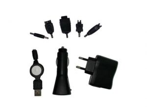 ŁADOWARKA ADAPTER NAPIĘCIA ZAPALNICZKA 12V+230V+ZESTAW KOŃCÓWEK DO TELEFONÓW (MP3A-SET2T)